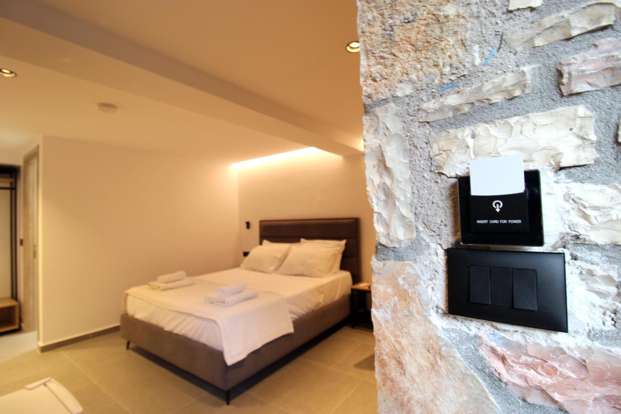 Melina'S Seaside Retreat Aparthotel Ksamil Exterior photo