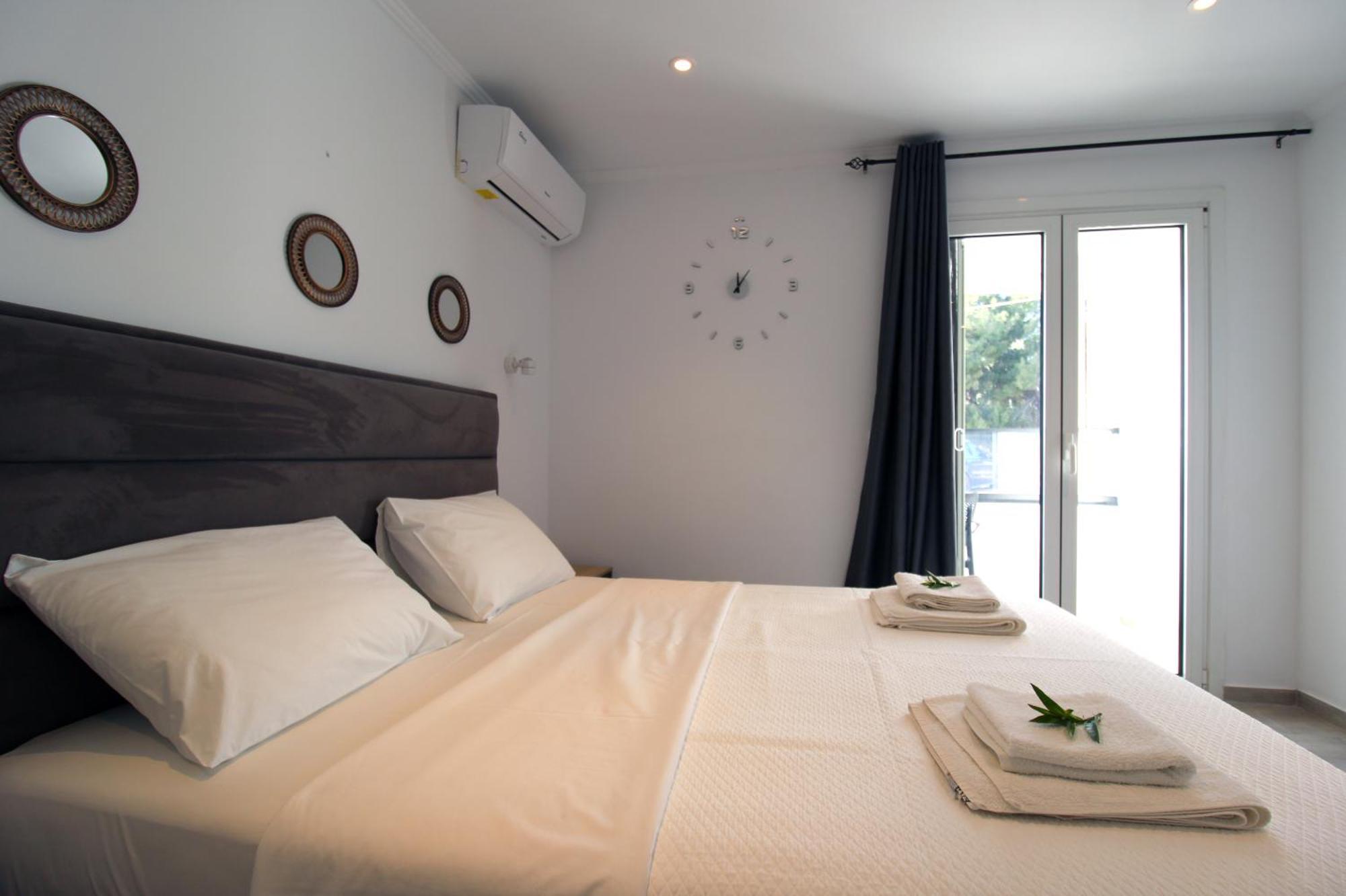 Melina'S Seaside Retreat Aparthotel Ksamil Exterior photo
